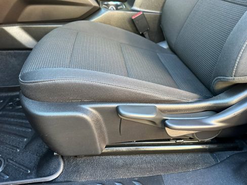 Used 2024 GMC Canyon Elevation image 13