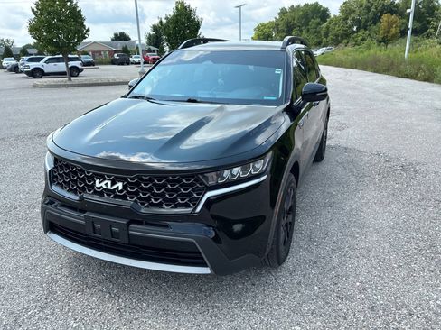 Used 2022 Kia Sorento S AWD/4WD image 4