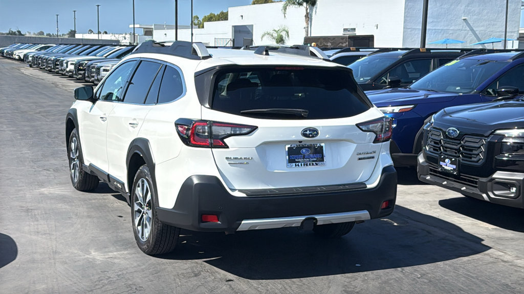 Certified 2023 Subaru Outback Touring XT AWD/4WD image 4