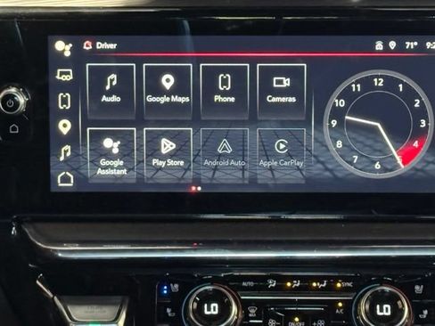 Used 2024 GMC Sierra 2500 Denali Ultimate w/ Max Trailering Package AWD/4WD image 12