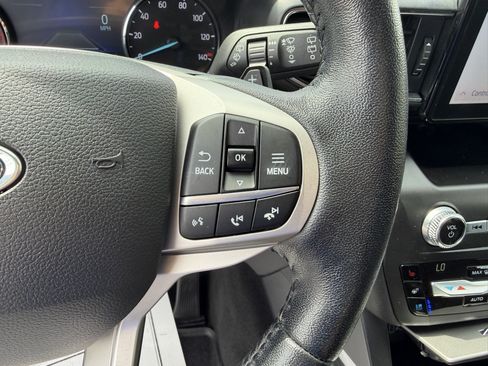Used 2020 Ford Explorer Limited AWD/4WD image 10