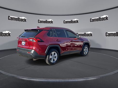 Used 2019 Toyota RAV4 XLE w/ Convenience Package image 7