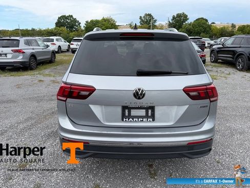 Used 2024 Volkswagen Tiguan SE w/ Panoramic Sunroof Package AWD/4WD image 4