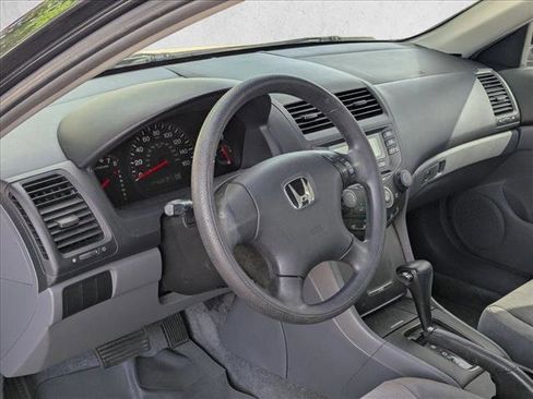 Used 2005 Honda Accord LX image 10