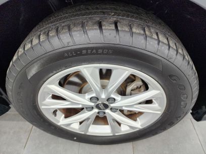 Used 2024 Audi Q3 2.0T Premium