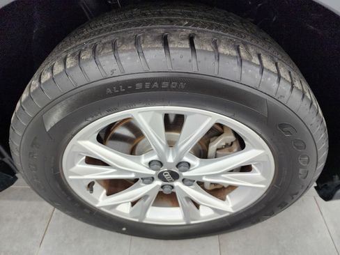 Used 2024 Audi Q3 2.0T Premium image 3