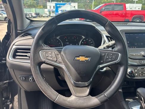 Used 2022 Chevrolet Equinox LT image 19