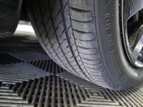 Used 2015 Nissan Sentra S image 38