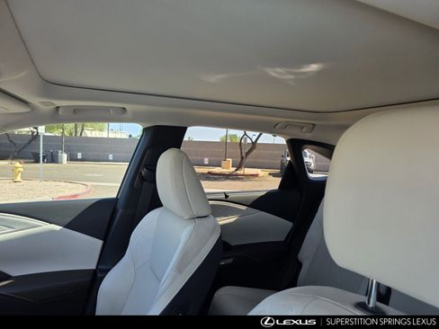 New 2026 Lexus RX 450h AWD image 14