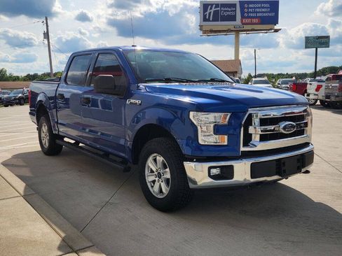 Used 2017 Ford F150 XLT AWD/4WD image 8