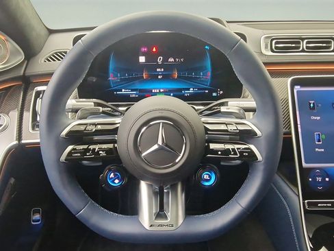 Used 2025 Mercedes-Benz S 63 AMG S image 12