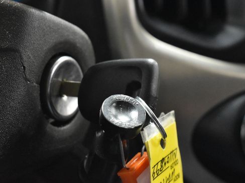 Used 2022 GMC Canyon Denali image 15