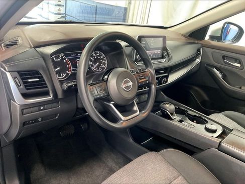 Used 2023 Nissan Rogue SV AWD/4WD image 8