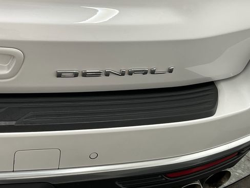 Certified 2023 GMC Yukon XL Denali AWD/4WD image 35