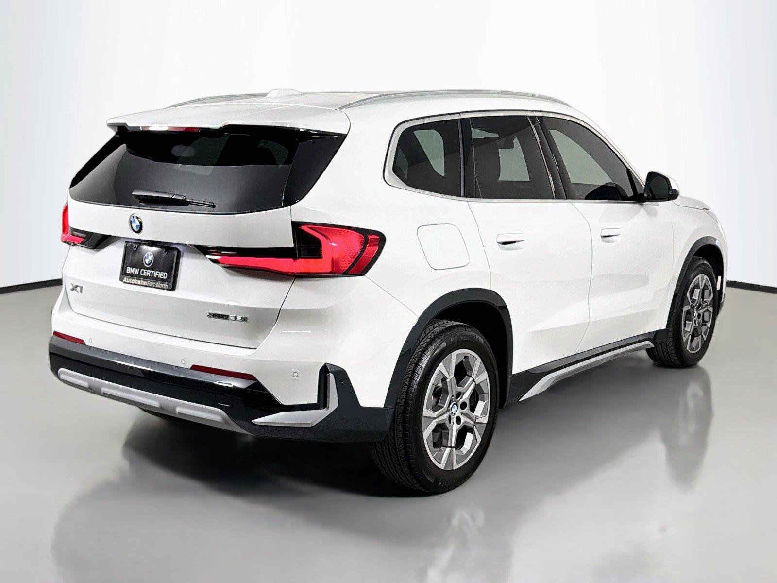 Used 2026 BMW X1 xDrive28i w/ Technology Package AWD/4WD image 5