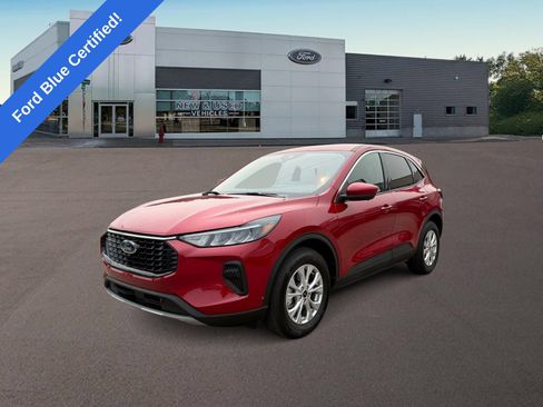 Certified 2023 Ford Escape Active w/ Tech Pack #2 AWD/4WD image 1