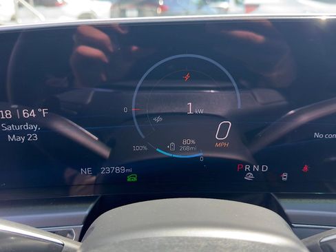 Certified 2024 Cadillac Lyriq Tech w/ Driver Assist Package AWD/4WD image 19