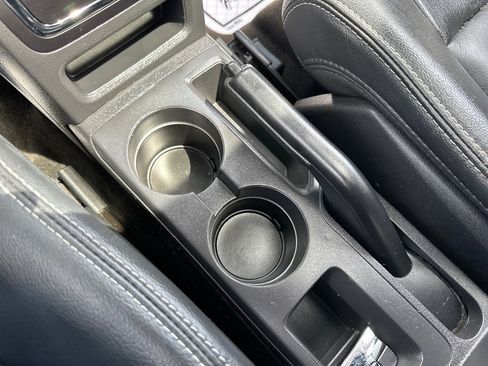 Used 2016 Jeep Patriot High Altitude image 28