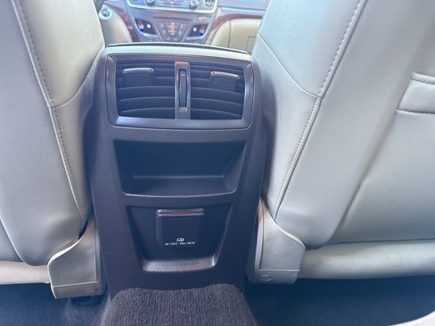 Used 2014 Buick Regal Premium image 29