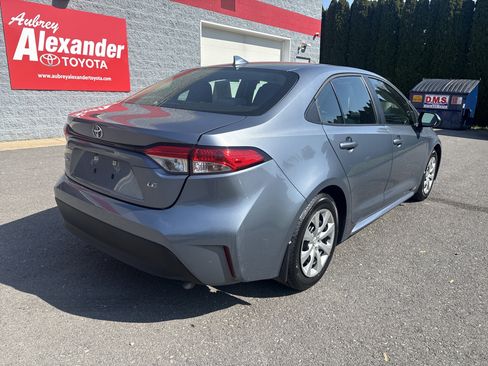 Certified 2024 Toyota Corolla LE FWD image 27