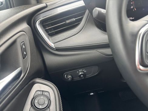 Used 2025 Buick Encore GX Preferred FWD image 33