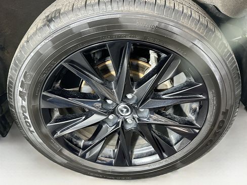 Used 2024 MAZDA CX-5 Carbon Edition image 11