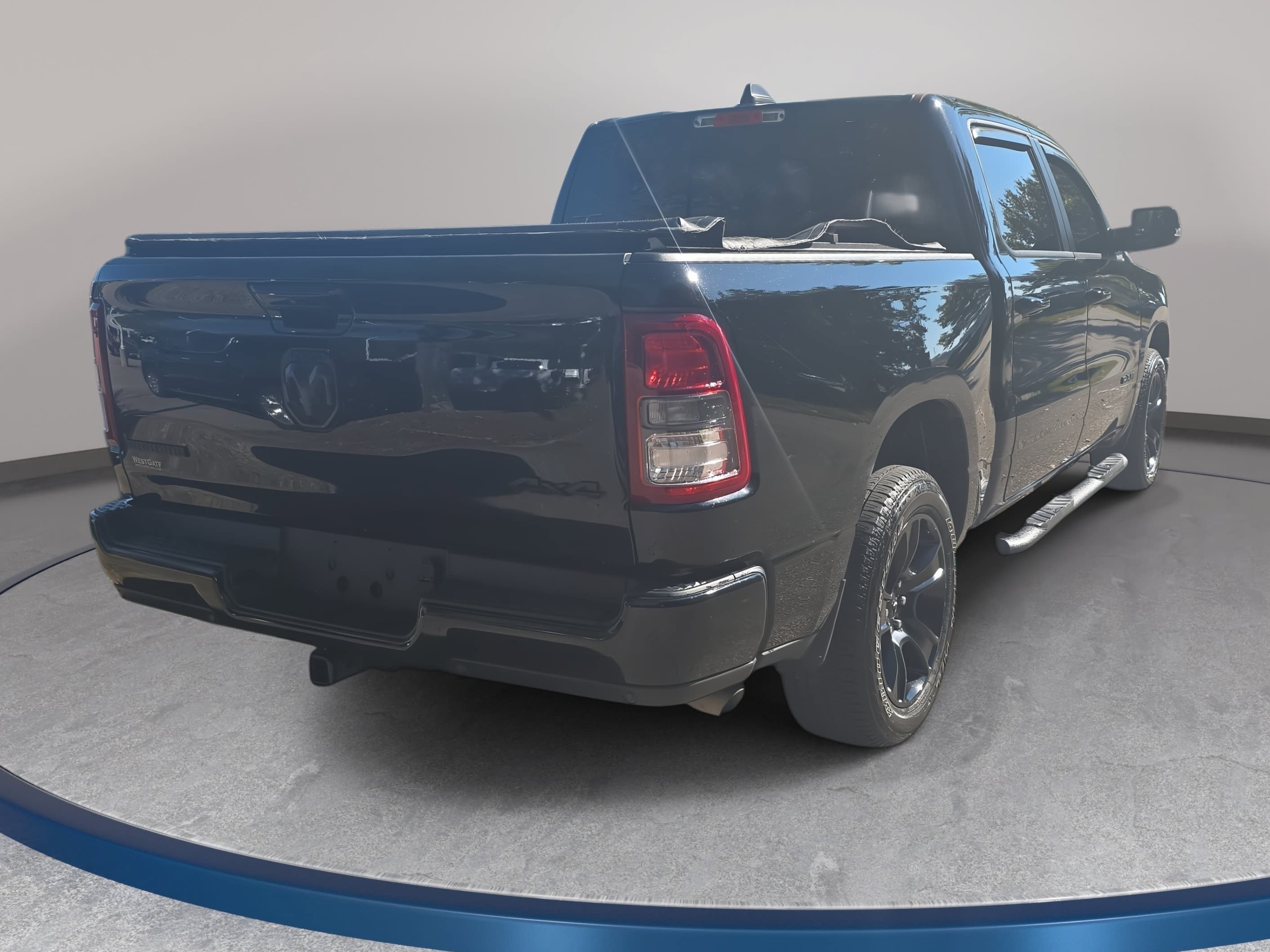 Used 2023 RAM 1500 Big Horn AWD/4WD image 5