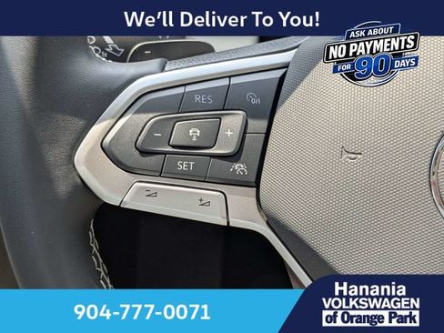Used 2026 Volkswagen Atlas SE FWD image 26