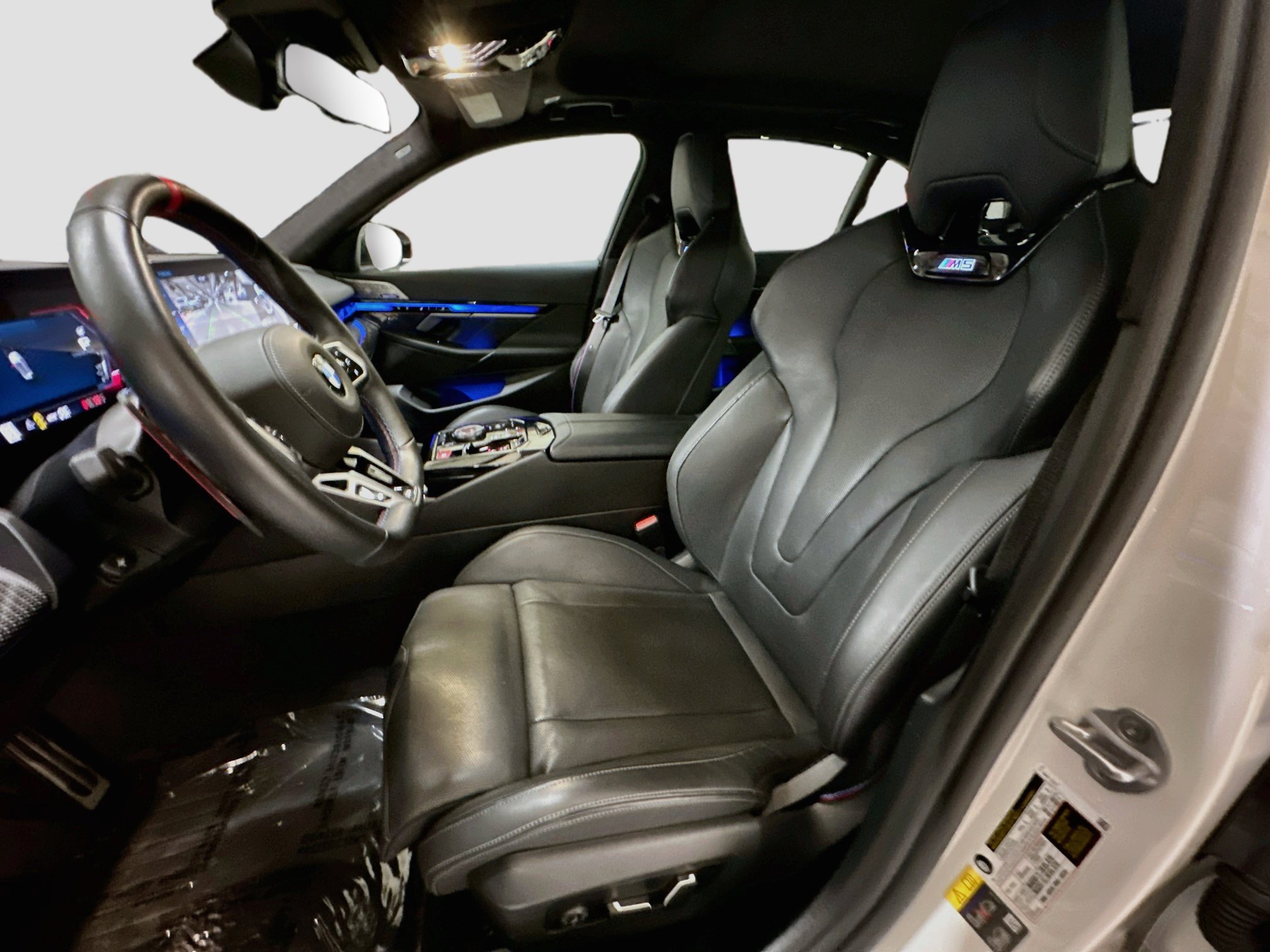 Used 2025 BMW M5 w/ Carbon Package AWD/4WD image 21