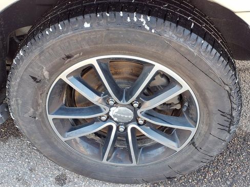 Used 2017 Dodge Grand Caravan GT image 7