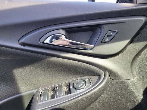 Used 2024 Chevrolet Malibu LT image 27