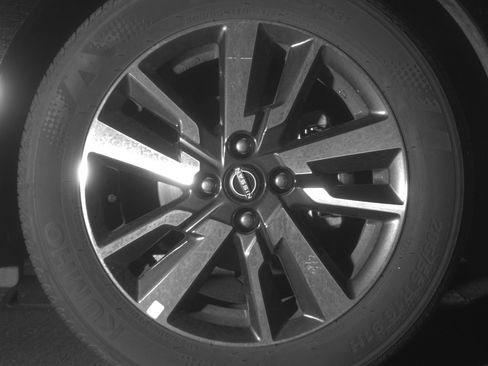 Used 2025 Nissan Versa SV image 13