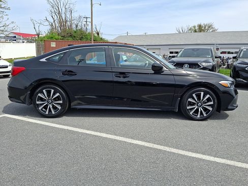 Certified 2023 Honda Civic EX image 7