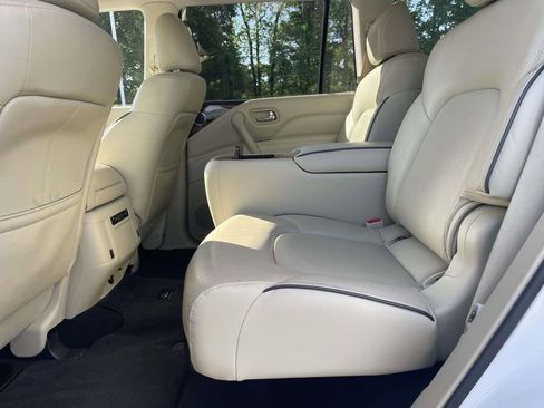 Used 2019 INFINITI QX80 Luxe w/ Cargo Package RWD image 9