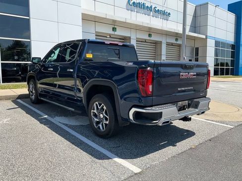 Used 2023 GMC Sierra 1500 SLT w/ SLT Premium Package AWD/4WD image 4