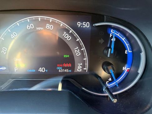 Used 2021 Toyota RAV4 XSE image 19