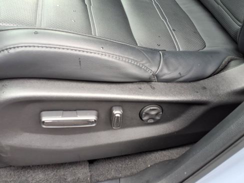 Used 2021 Honda CR-V EX-L image 16