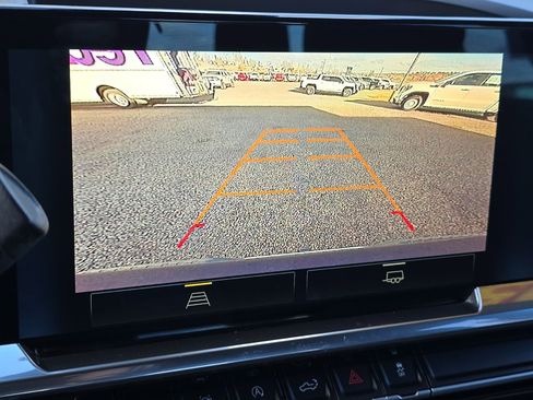 Used 2022 Chevrolet Silverado 1500 LT image 25