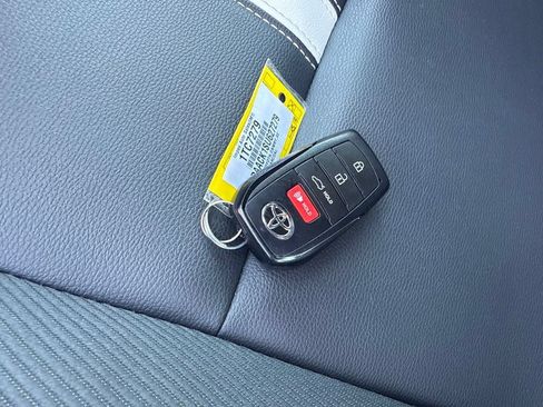 Used 2025 Toyota Camry SE FWD image 25