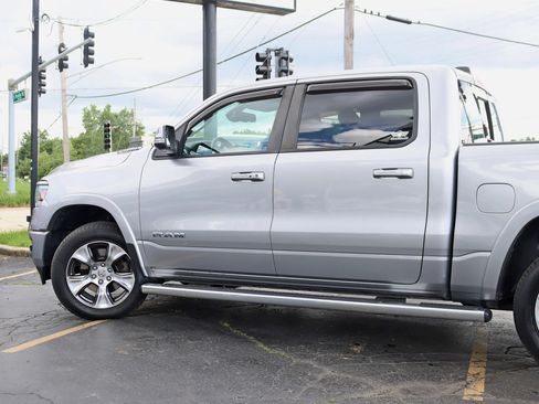 Used 2019 RAM 1500 Laramie w/ Sport Appearance Package AWD/4WD image 14