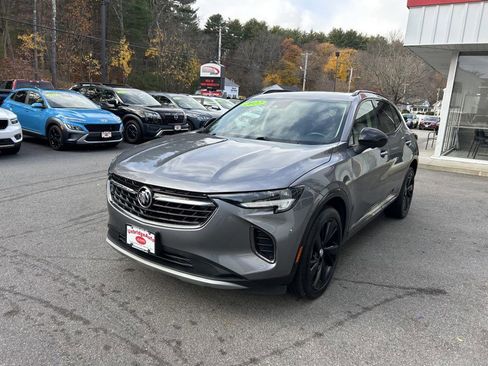 Used 2022 Buick Envision Essence w/ Technology Package I image 4