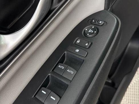 Used 2022 Honda CR-V EX-L image 23