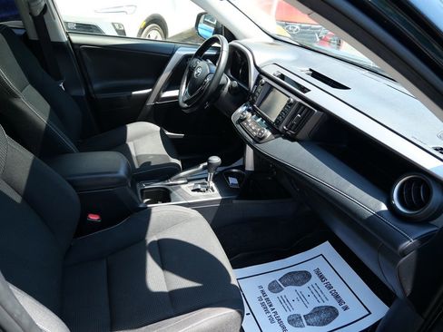 Used 2018 Toyota RAV4 XLE w/ Convenience Package AWD/4WD image 29