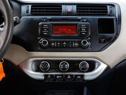 Used 2013 Kia Rio LX w/ PWR Pkg FWD image 33