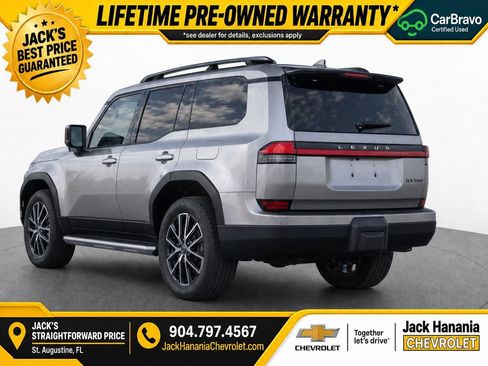 Used 2024 Lexus GX 550 w/ Accessory Package (31) AWD/4WD image 3
