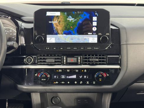 Used 2022 Nissan Pathfinder SL w/ Lighting Package (N92) image 22