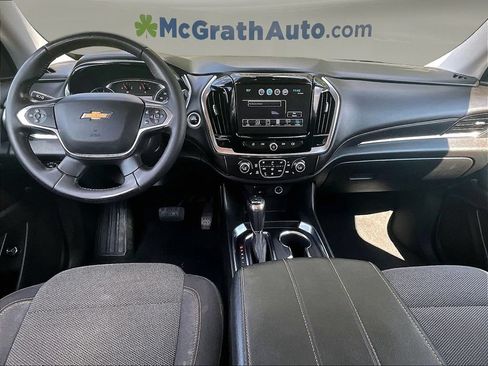 Used 2018 Chevrolet Traverse LT AWD/4WD image 9