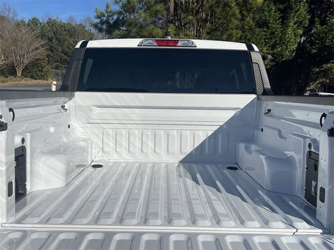 New 2025 Ford Maverick XLT w/ XLT Luxury Package image 21