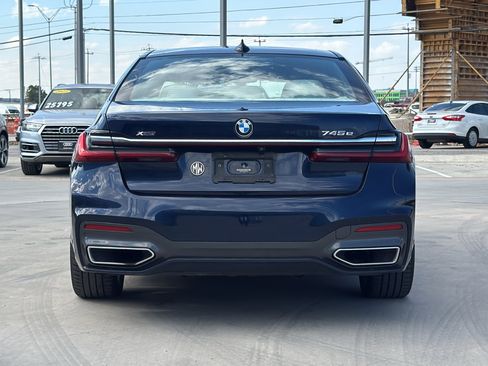 Used 2020 BMW 745e xDrive image 6