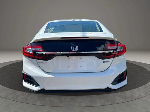 Used 2018 Honda Clarity Plug-In Hybrid image 6